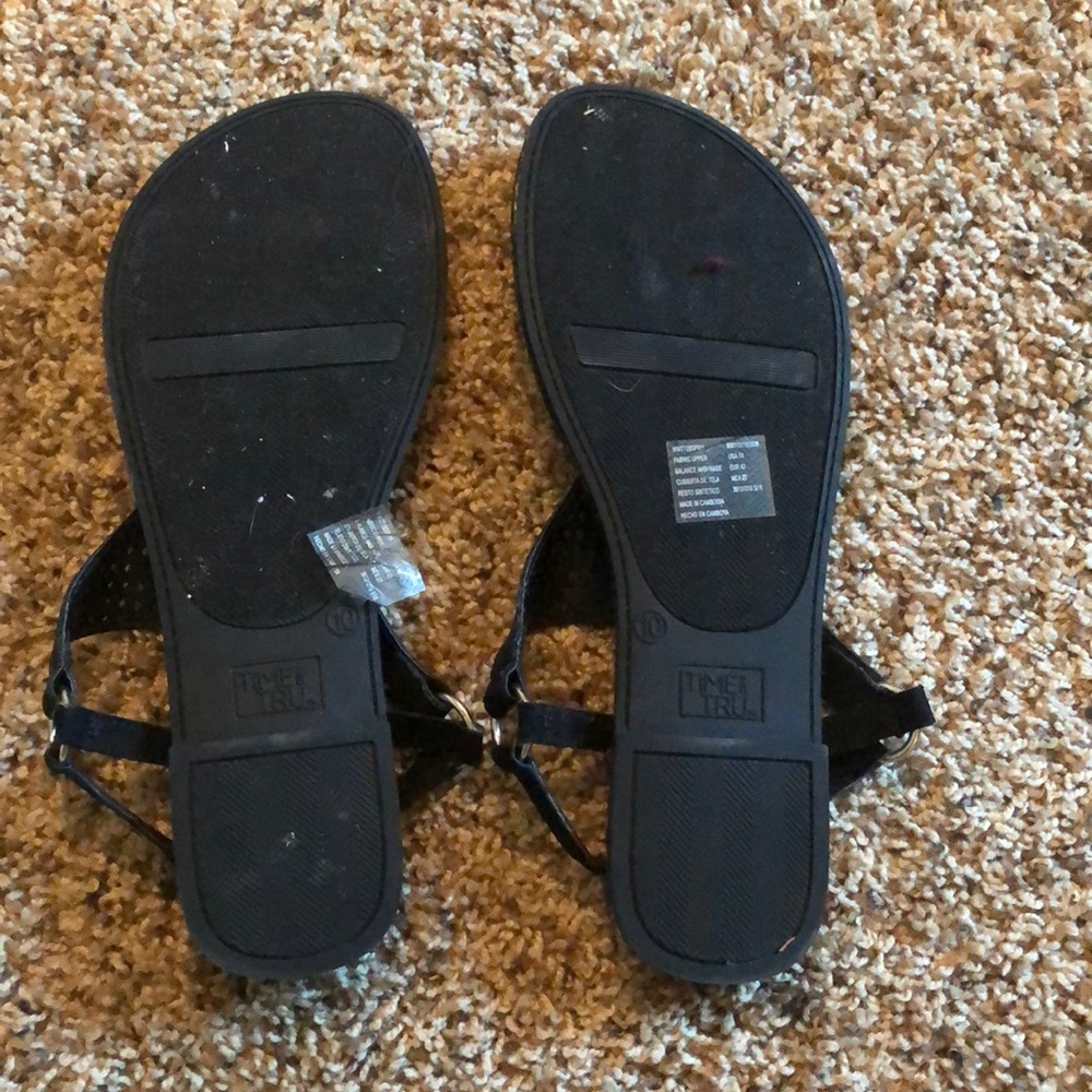Sandals - Picture 2 of 2